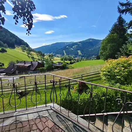 Alpenhaus Casa vacanze *